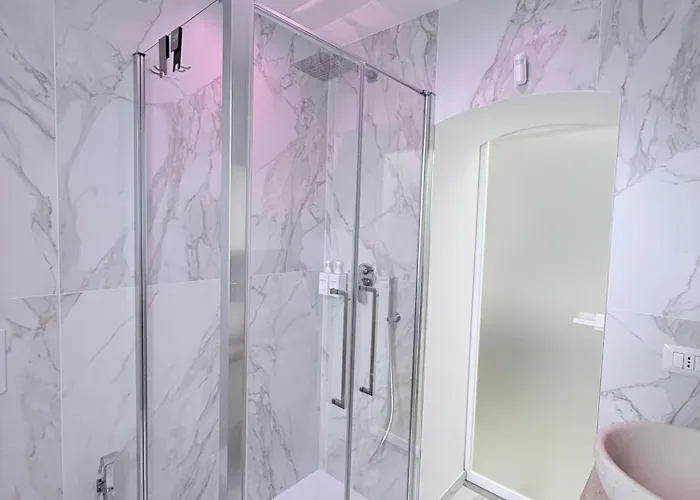 Lucesuite Apartment *