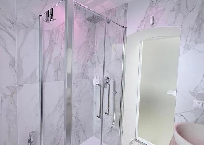 Lucesuite Apartment *